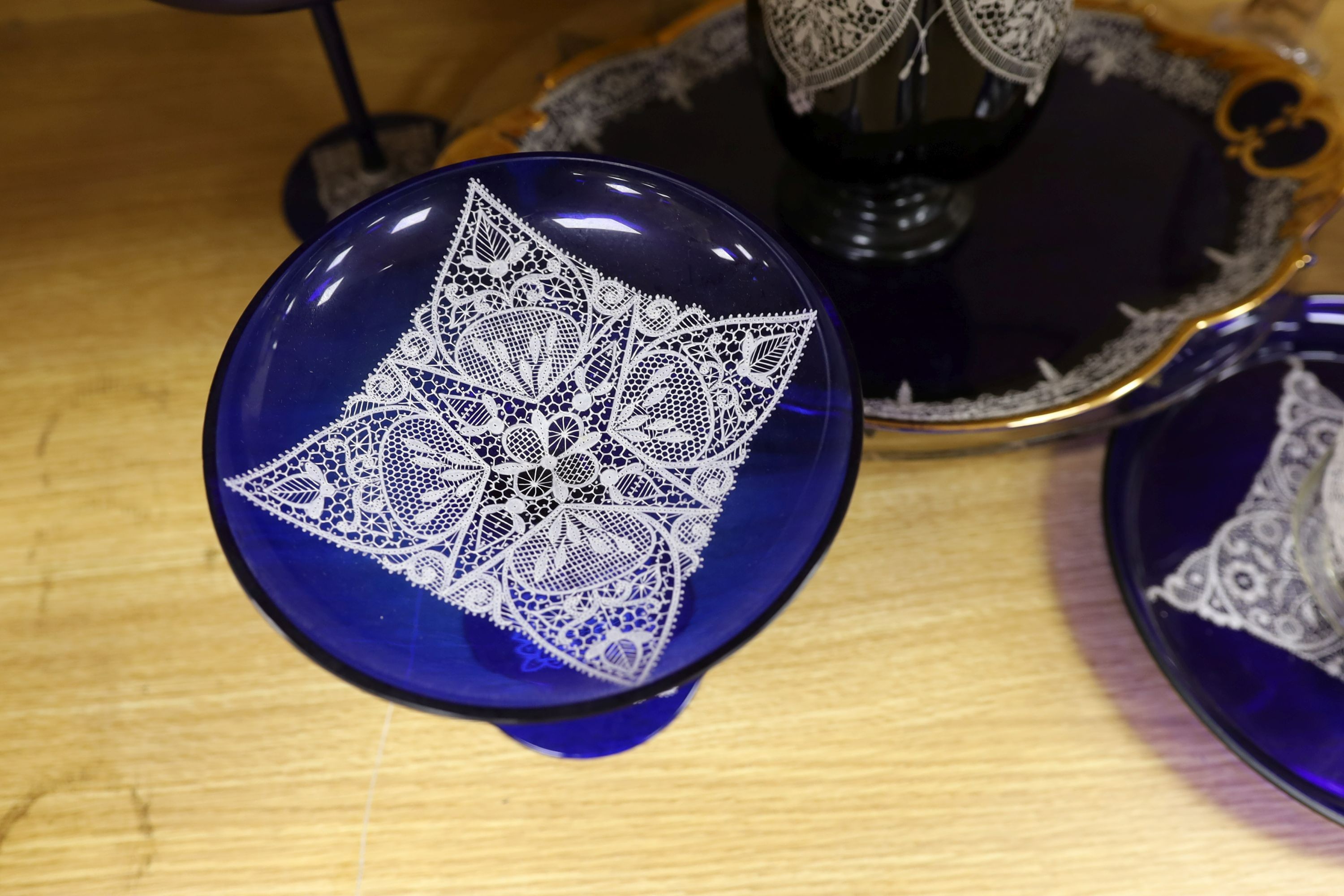 A quantity of Venetian lace pattern enamelled glass tableware (9)